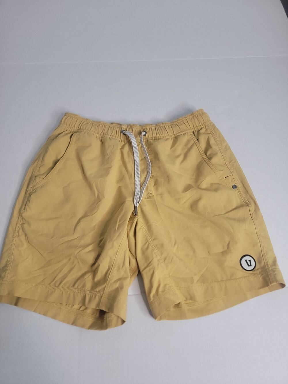 Vuori Kore Shorts Mens XS Yellow Lined 8" Inseam Performance Stretch